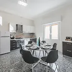 Apartment Altalena Sulla Piazza, Un Affaccio D'eccezione *