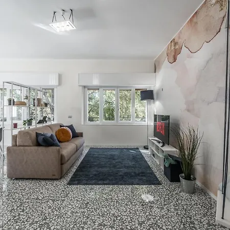 Altalena Sulla Piazza, Un Affaccio D'eccezione Апартаменты *