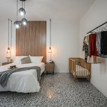 Apartment Altalena Sulla Piazza Modena