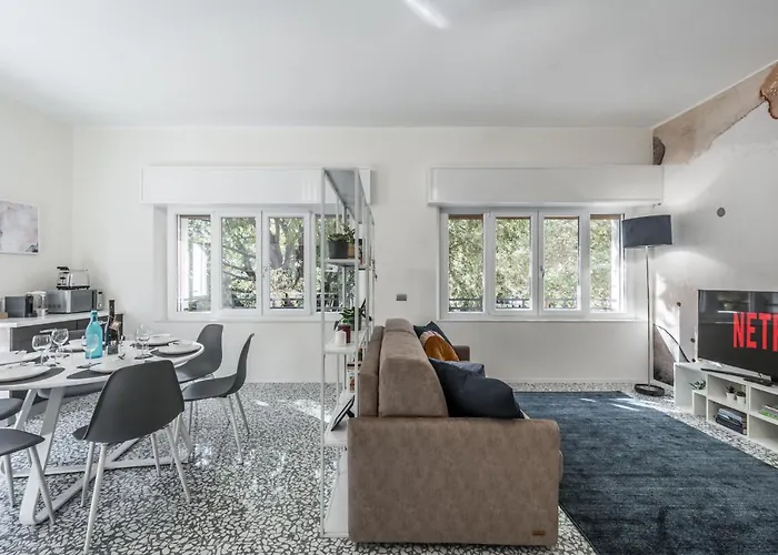 Altalena Sulla Piazza, Un Affaccio D'eccezione Apartment