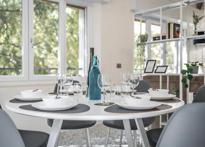 Altalena Sulla Piazza, Un Affaccio D'eccezione Apartment *